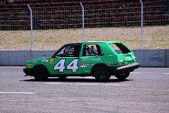 4L4C2335